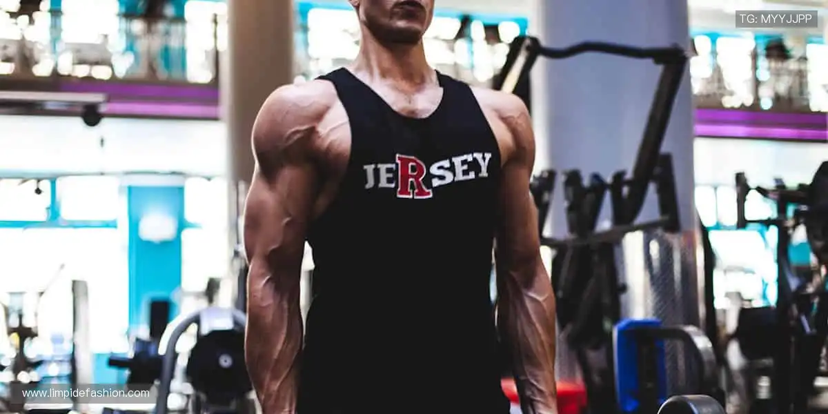 🌟 从赛场到生活，周边让热爱无处不在！